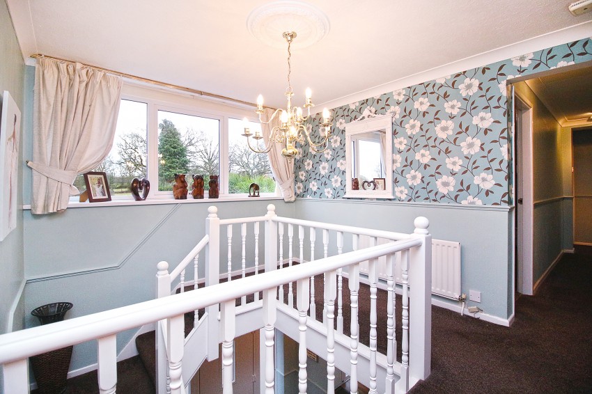 5bedroom detached house for sale in The Fordrough, Truemans Heath Lane