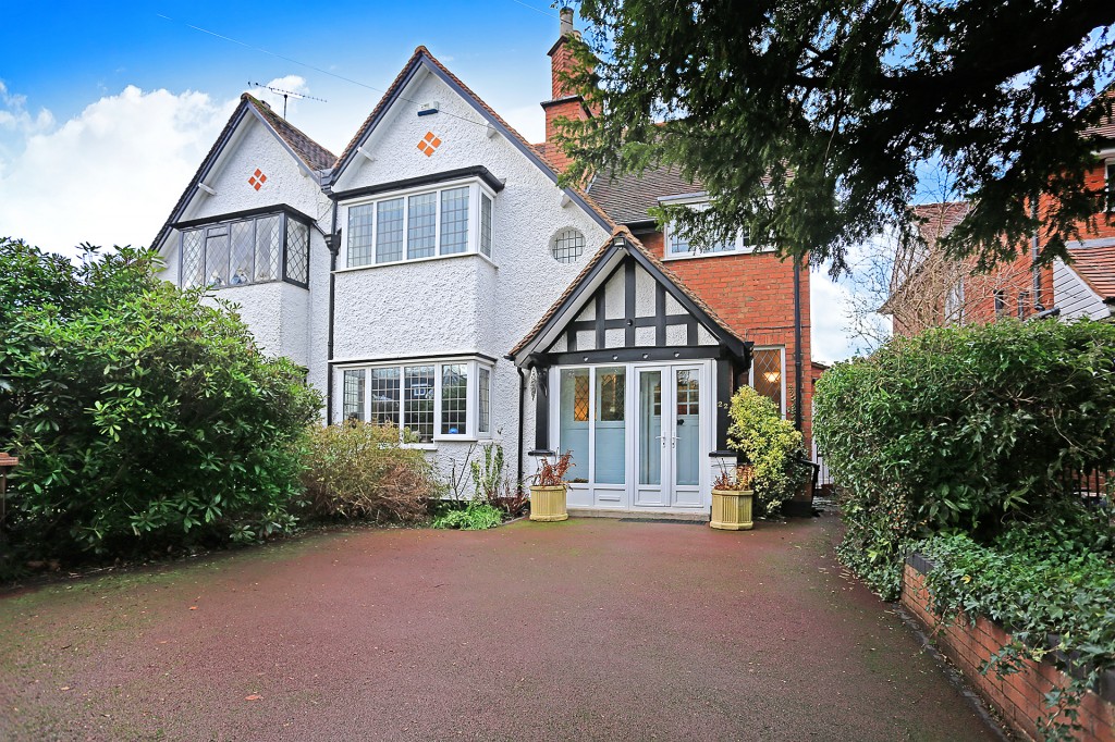4bedroom semidetached house for sale in Whitefields Road, Solihull