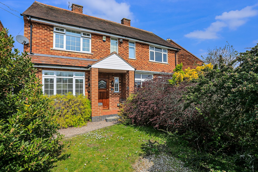 2bedroom semidetached house for sale in Redlands Road, Solihull