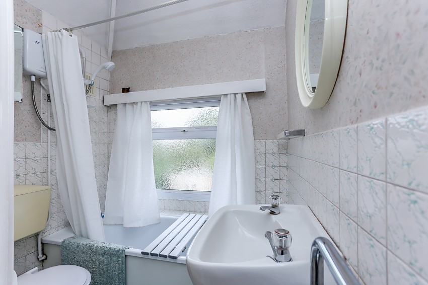 Images for Pierce Avenue, Solihull EAID: BID:simonburt