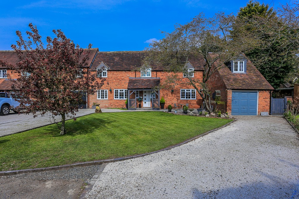 4bedroom semidetached house for sale in The Shrublands, Hob Lane