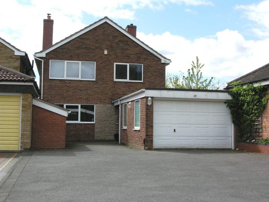 4bedroom detached house for sale in Coppice Road, Solihull