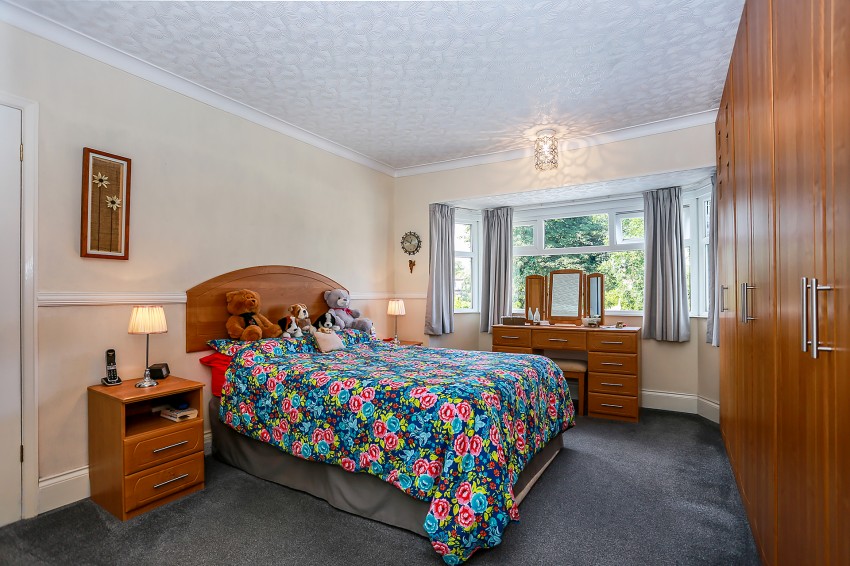 Images for The Close, Solihull EAID: BID:simonburt
