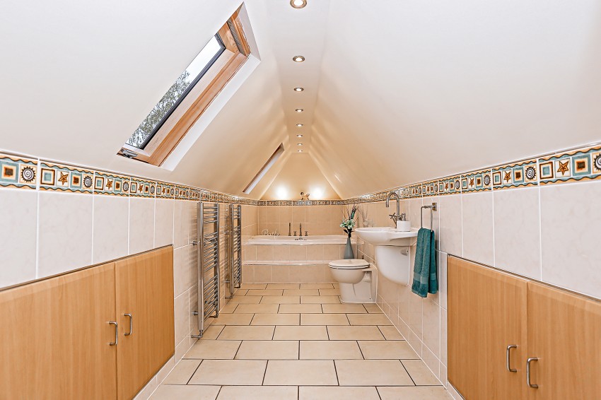 Images for Ashlawn Crescent, Solihull EAID: BID:simonburt