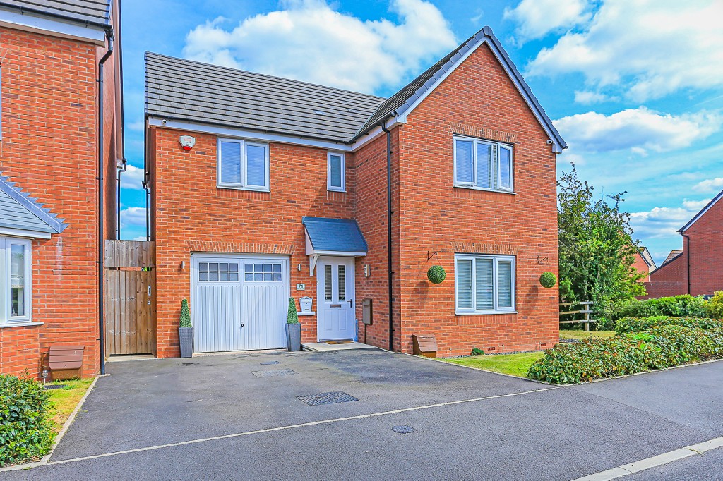 4bedroom detached house for sale in Berry Maud Lane, Shirley, Solihull