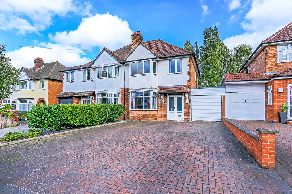 3bedroom link semidetached for sale in Lode Lane, Solihull