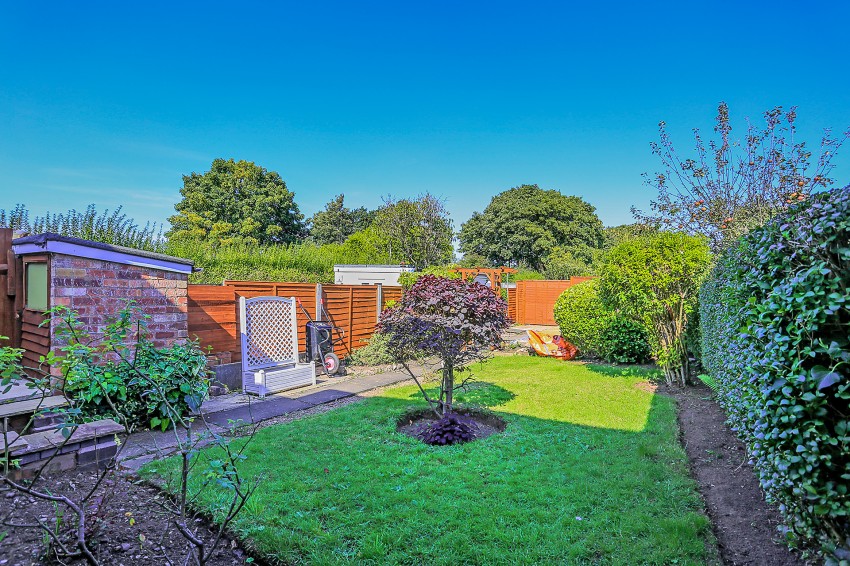 3bedroom semidetached house for sale in Pierce Avenue, Solihull