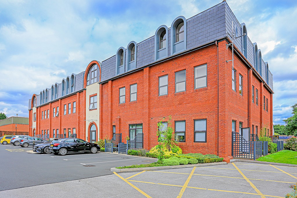 2bedroom apartment for sale in Olton Court, 10 Warwick Road, Solihull