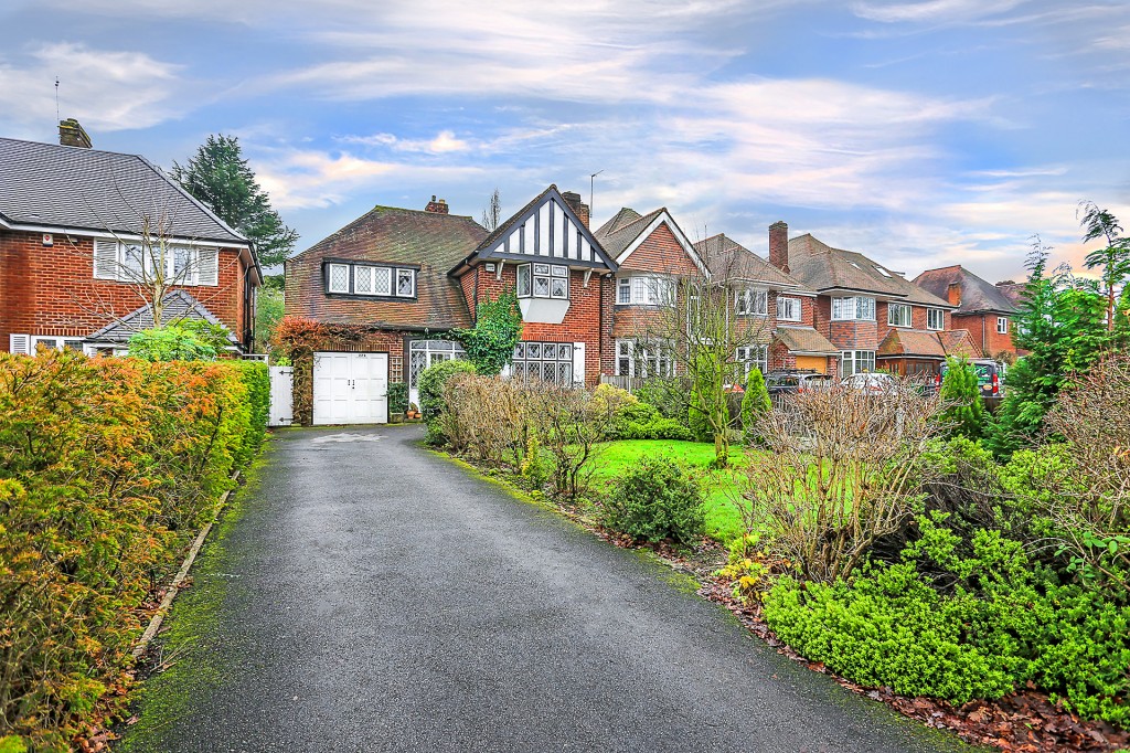 4bedroom detached house for sale in Streetsbrook Road, Solihull