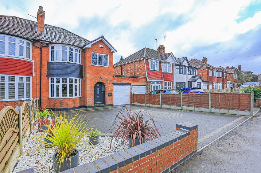 3bedroom semidetached house for sale in Coverdale Road, Solihull