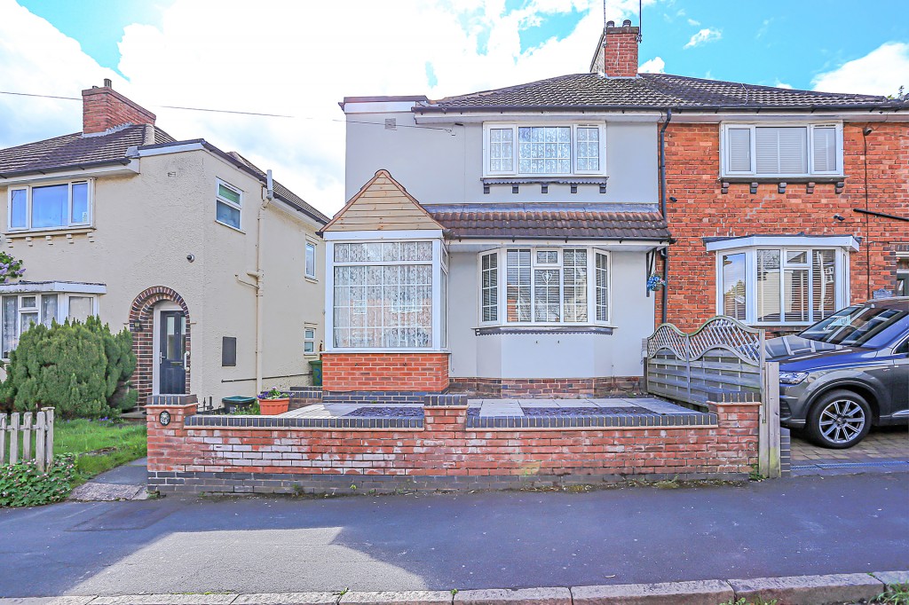 3bedroom semidetached house for sale in Alston Road, Solihull