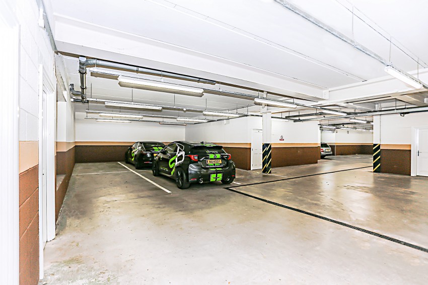 Images for Arden Oak, 581 Warwick Road, Solihull EAID: BID:simonburt
