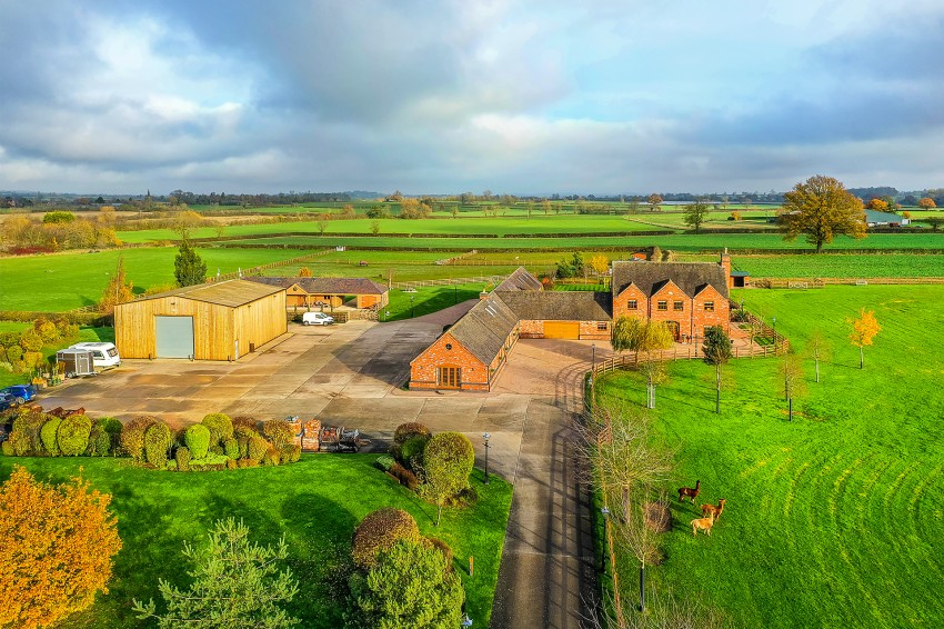 10bedroom detached house for sale in Mythe Lane, Witherley, Atherstone