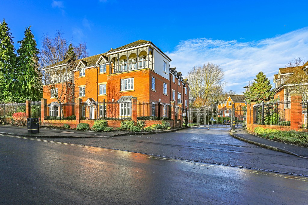3bedroom apartment for sale in Chancel Court, Solihull